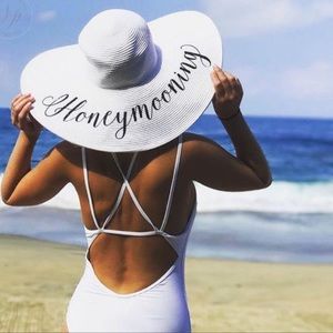 Wide brim Sun/Beach “Honeymooning” hat